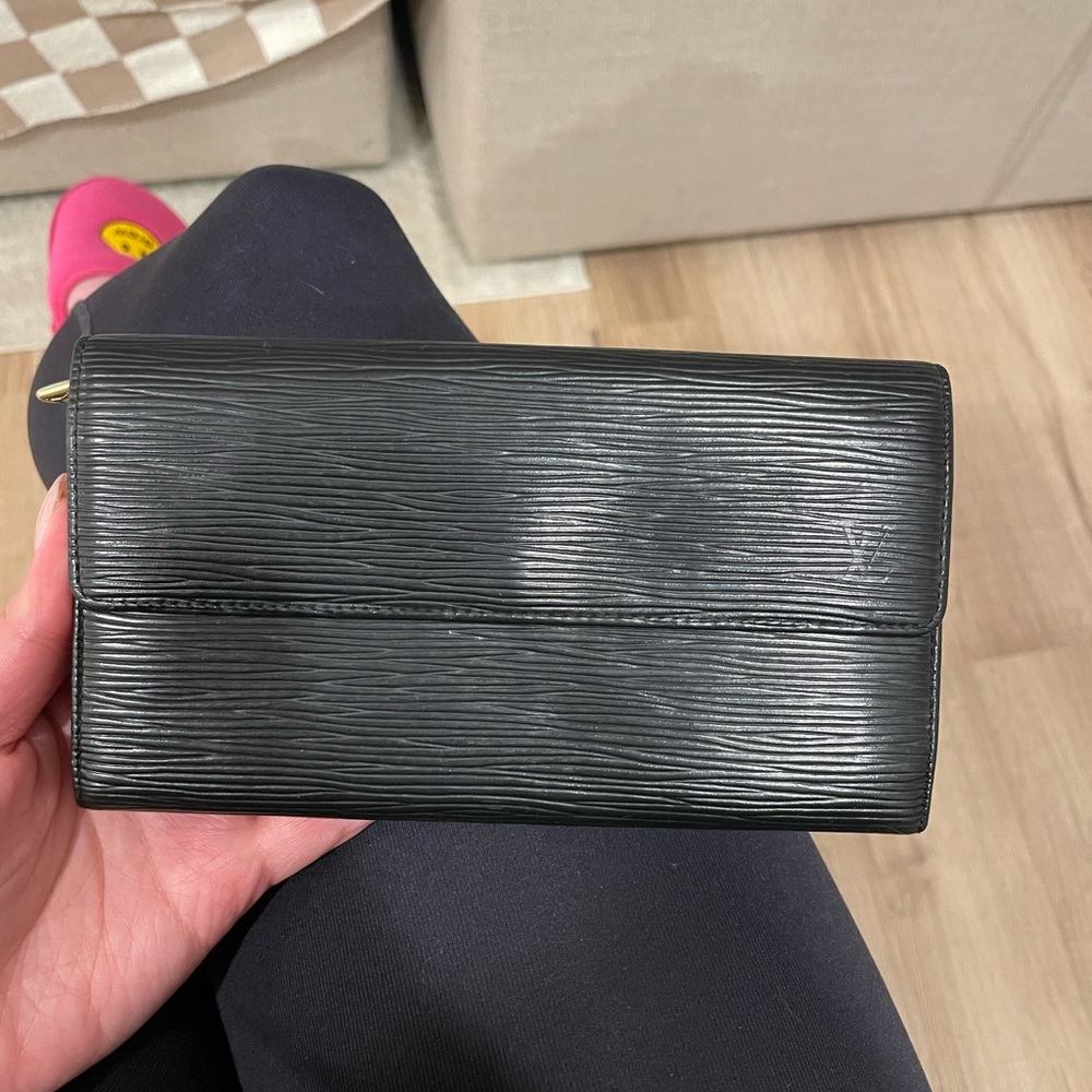 Louis Vuitton Portefeuille Black Sarah Wallet